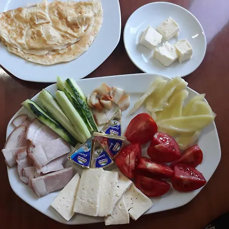 Pensiunea Trei Ponei 3* Corbeni